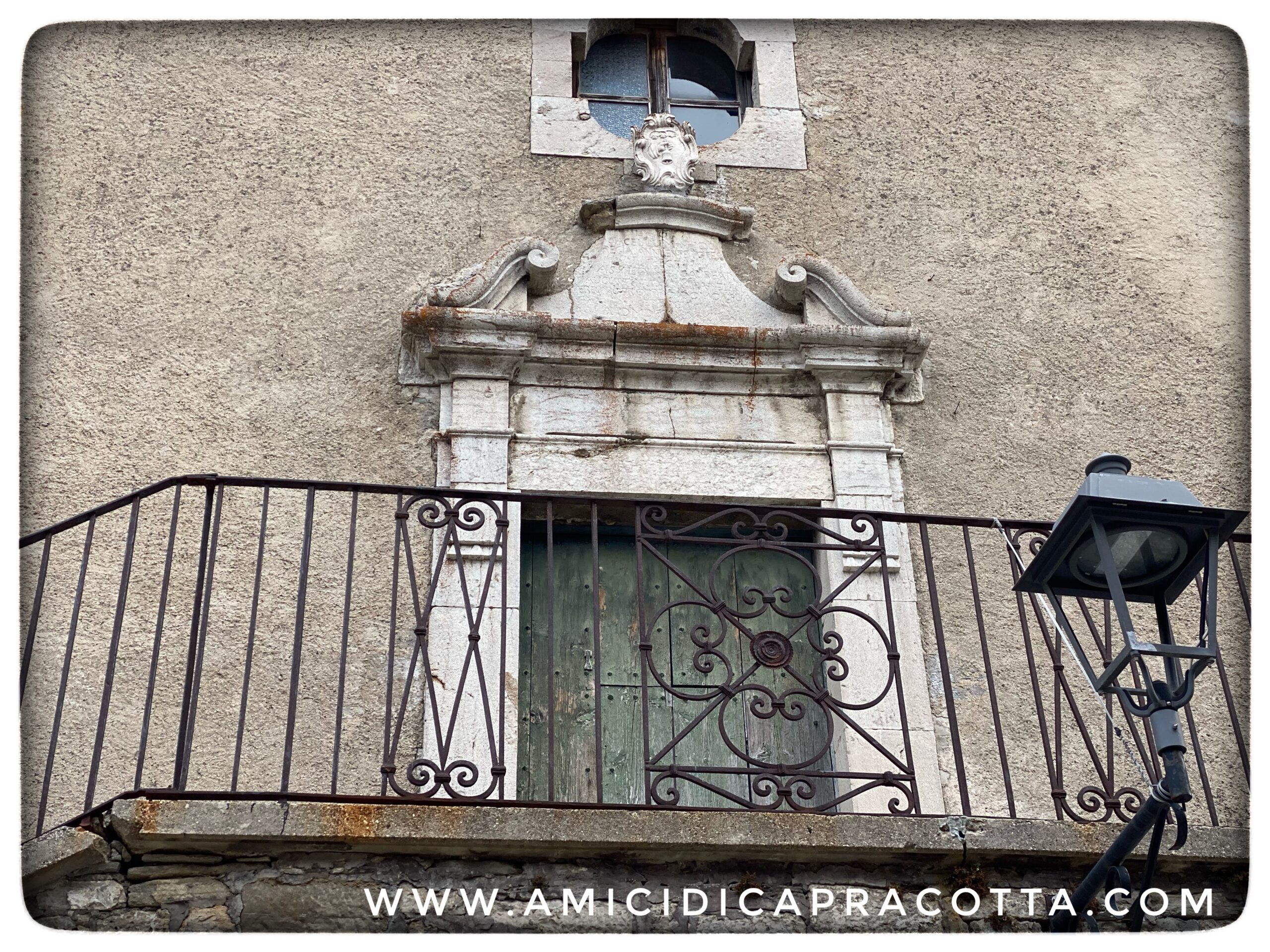 Lepigrafe Della Chiesa Di San Vincenzo Ferreri A Capracotta Amici Di